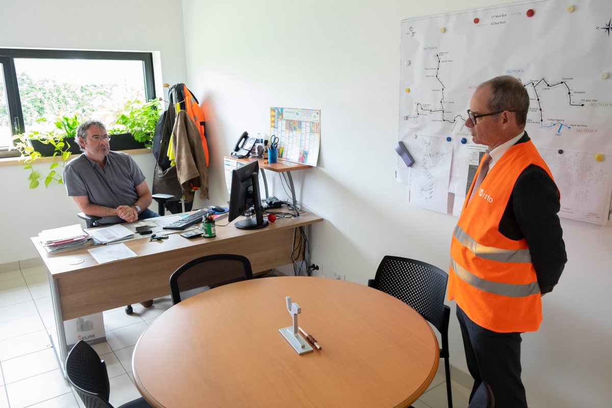 La force d'un groupe, c'est celle de son collectif. J'étais hier avec les équipes de <a href="/KeolisCaen/">Keolis Caen Mobilités</a>, qui opèrent le réseau <a href="/TwistoCaen/">Twisto</a>, et celles de #Keolis <a href="/BusVerts/">Bus Verts du Calvados</a> pour préparer la sortie du confinement et partager les meilleures pratiques du <a href="/groupekeolis/">Keolis Group</a>. #TousMobilisés