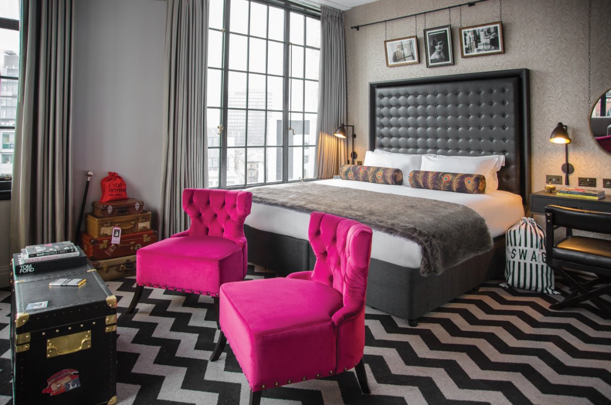 newheycarpets's tweet photo. 2015 #Throwback: #Hotel Gotham – #Manchester. We created bold #Colortec #hospitality #carpets for the #guestrooms & #corridors of this #BespokeHotels 5-star #hotel, set in a former bank. This award-winning hotel made the #CondeNastTraveller 2016 Hot List. https://t.co/mG0oZCPeDw https://t.co/DuAf6Uqzmt