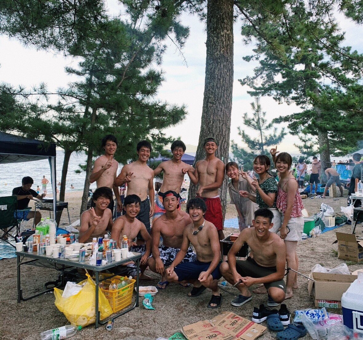 RYULAX_F_2020's tweet photo. 【🌟オフの過ごし方🌟】

練習が休みの日は思いっきり楽しみます！😎
オフでもわざわざラクロス部で遊びに行くほど先輩後輩関係なく仲がいいです🌱
一人暮らしで友達作りが不安、、という人や一つの目標に向かって高め合える仲間が欲しい！という人、是非来てください😳✨

#春から龍谷 #春から龍大 https://t.co/k5bGioLzA5