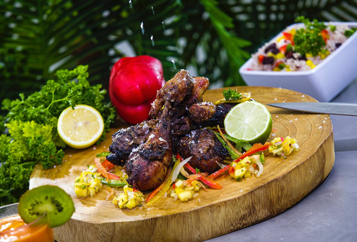 Melanie Reffes tweet media