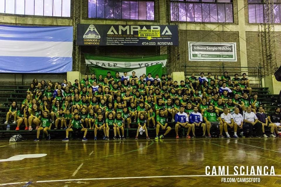 AFALP nunca dejó de ser uno de los protagonistas de los torneos de <a href="/femebal/">Fe.Me.Bal.</a>, y pareciera ser que lo tendremos un largo rato más. En un proyecto que ahora involucra hombres y mujeres, seguirán dejando su legado en el 40x20. Chapeau <a href="/afalp_handball/">Afalp Handball</a>.