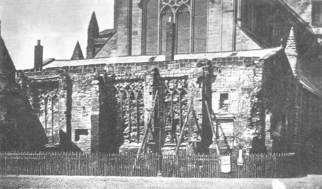 Hexham illustrates the problem with equating value at 1535 with the church size: the priory's (not an abbey since Saxon times, when it was also a cathedral) net was only £122! The town kept the the E end and transepts, the small nave mostly demolished, the E chapels went in 1858