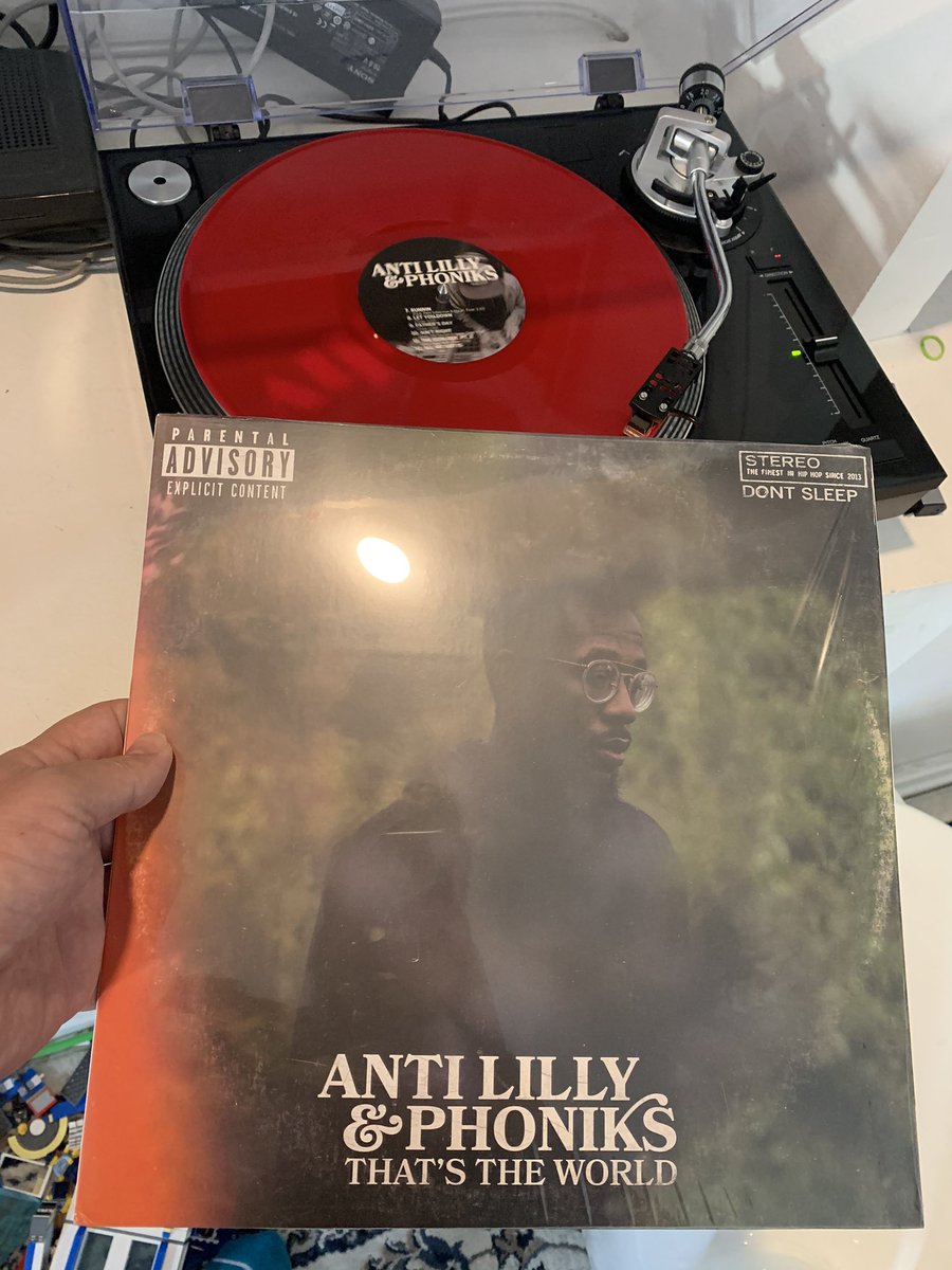 MaxBoor's tweet photo. Smooth and Jazzy! New arrival! #AntiLilly #Phoniks #ThatsTheWorld #vinyl #vinyl4dayz 🔥🔥🔥🔥🔥 https://t.co/Y7Aqiovj5B