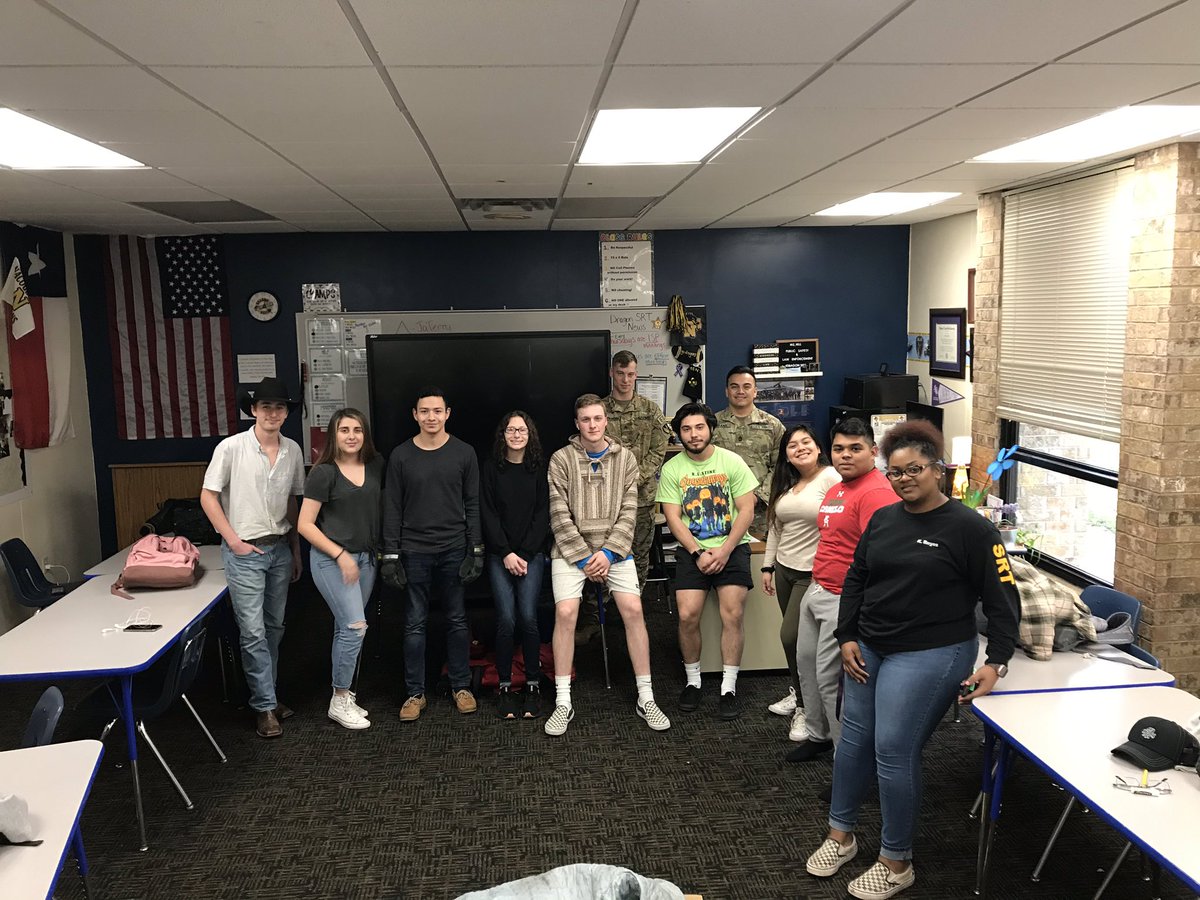 NhsSrt's tweet photo. Fun times in class...miss you guys! https://t.co/Dr1BGJBWo3
