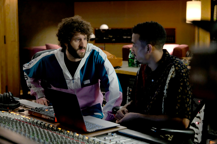 RollingStone's tweet photo. In the finale of the FXX comedy 'Dave,' the real Lil Dicky finally stands up. Alan Sepinwall recaps Season One https://t.co/UQs4CpMIAw https://t.co/UefMZtM2A0