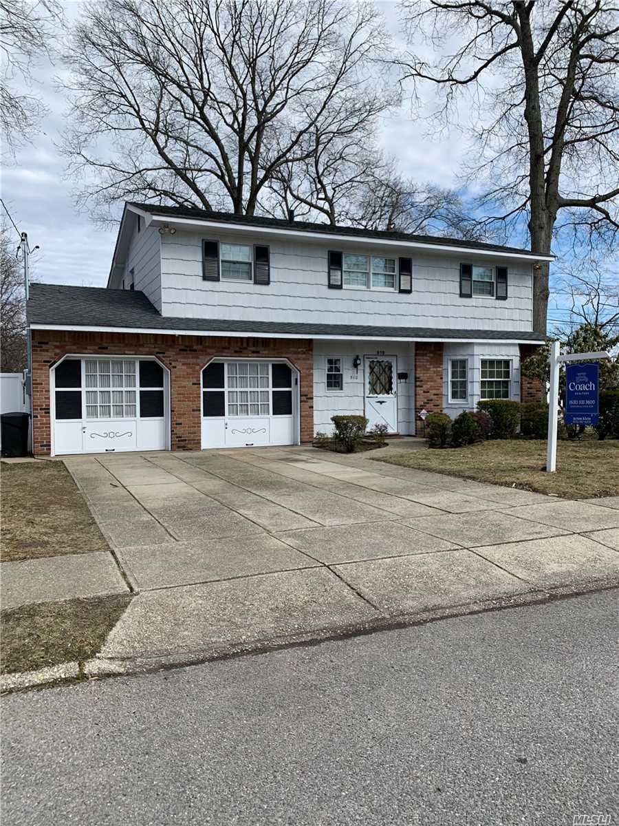 KalliSuarez's tweet photo. Give your life a fresh boost with a home upgrade. Is this the one?  #homesforsale  https://t.co/MPM1ntkw9b https://t.co/E4BYwoulG4