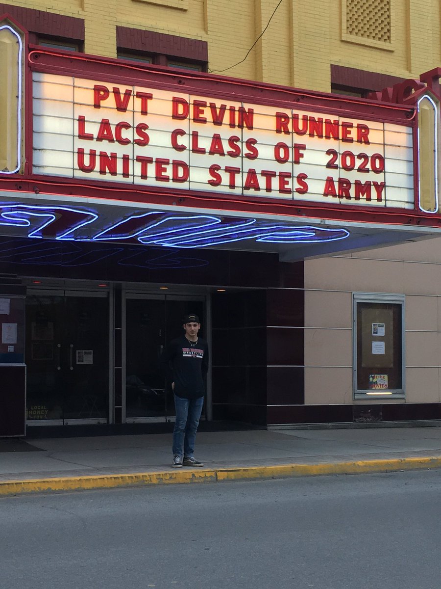 luvinkasart's tweet photo. @somegoodnews @johnkrasinski  #SGNGraduation  My nephew is graduating this year. Regardless of how his HS life finishes, he leaves almost immediately for boot camp. He joined the #ARMY to honor his grandfather who passed in 2018. Devin is our family’s only son. https://t.co/AscACtyrAX
