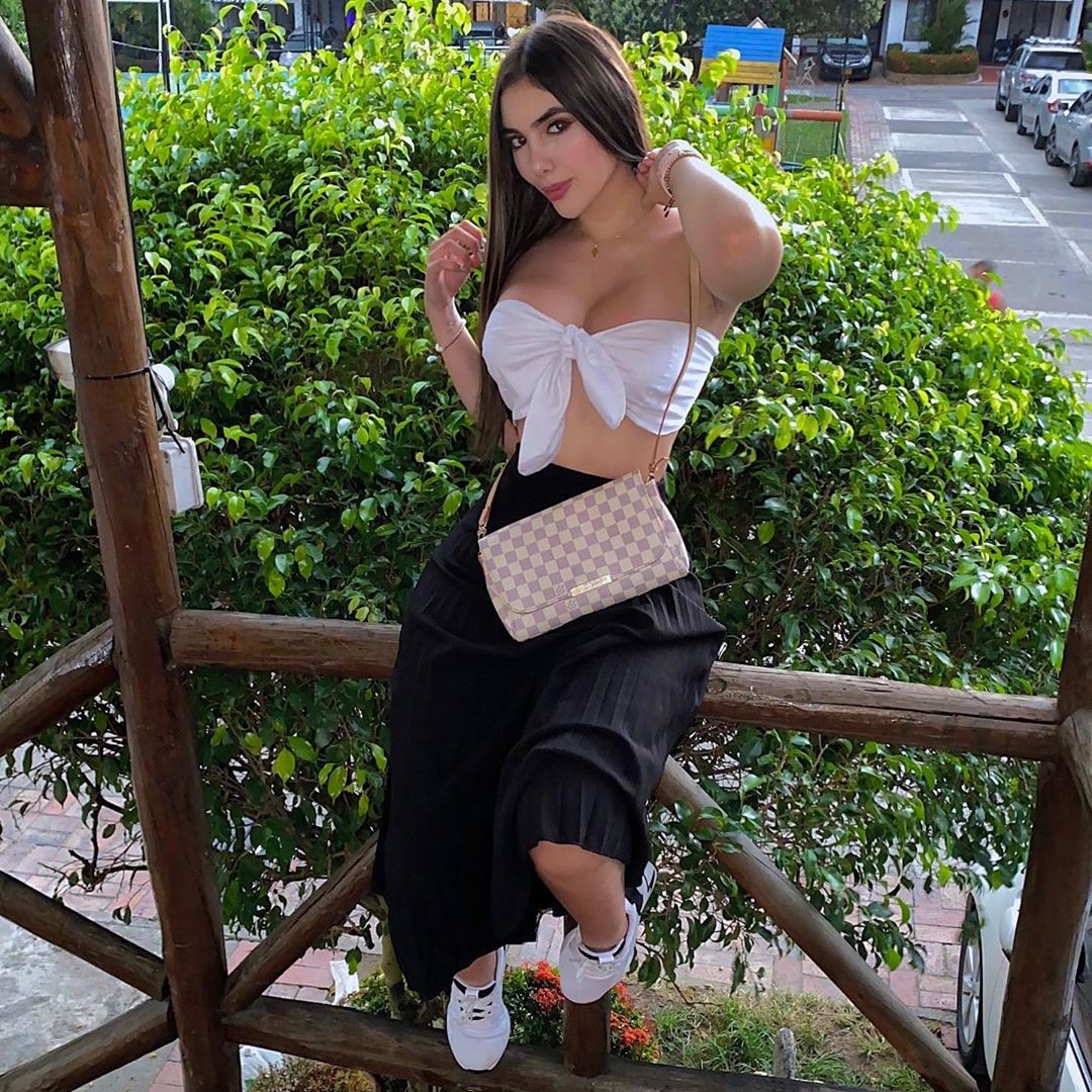 KayleeHopee's tweet photo. 🥰 https://t.co/tcP1NBDtrI