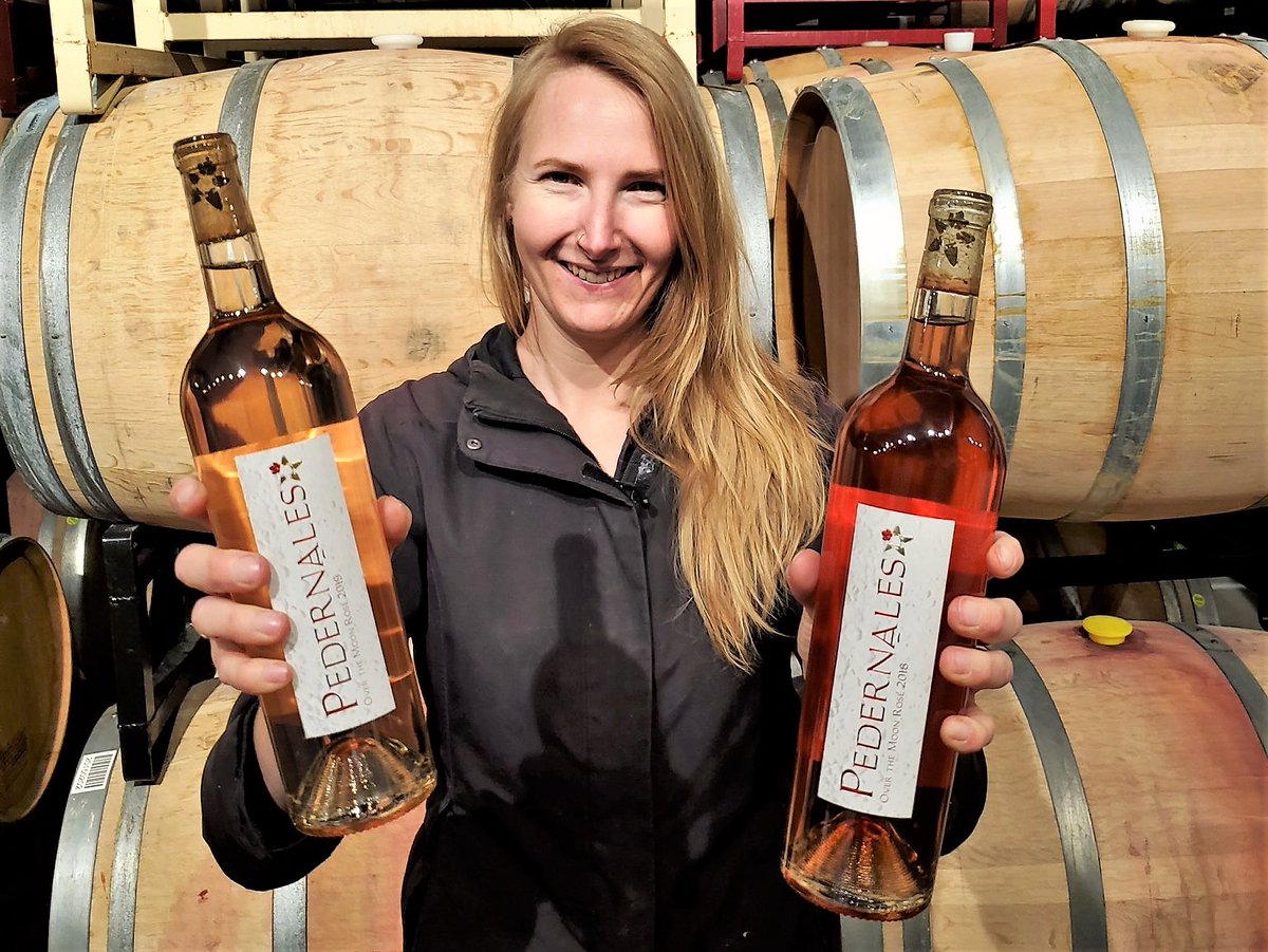We just released our 2019 Over the Moon Rosé and it looks a lot different from our 2018 vintage. Fine out why in this blog post from our winemaker, Joanna. 
pedernalescellars.com/blog/New-2019-… #RoseAllDay #Wine #TXwine
