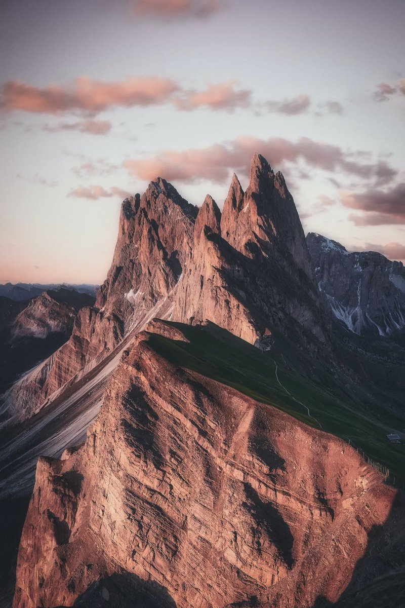 nightprovision's tweet photo. Where the views are bigger, the mountains are taller, the sunsets are brighter. Where's your favorite place to hike?
.
.
.
.
.
#bike #bikelife #bicycle #led #nightprovision #cycling #bikelight #ledbikelight #gtfo #outdoors #roadbike #mountainbike #cruiserbike #bmx #cyclinglife https://t.co/6WWjQj1ITq