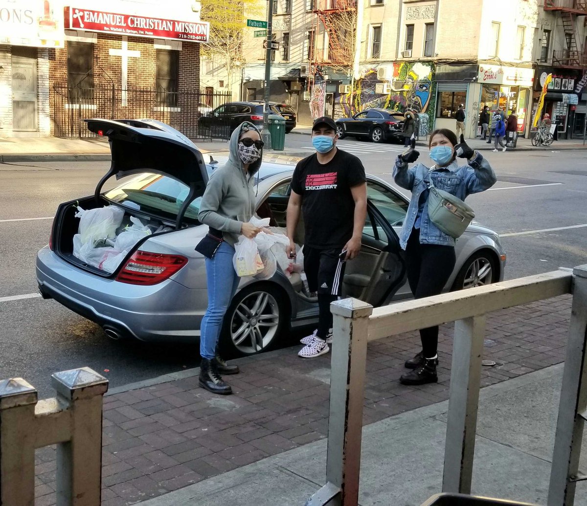 Some of our amazing volunteers out making food deliveries to our neighbors this week! Get involved at bit.ly/FlatbushMutual…; donate at paypal.me/flatbushunited #MutualAid #Brooklyn #NYC #CoronaVirusNYC