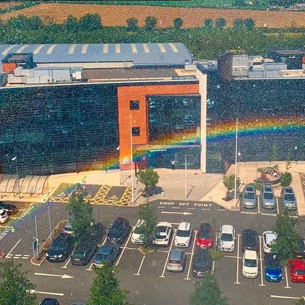 Thank you all key workers
❤️🧡💛💚💙💜

A beautiful picture taken by @LFRSBirstall  of a rainbow across Leicestershire Fire and Rescue Service Headquarters.

A fitting tribute to show our respect and say thank you to all key worker helping others through these difficult times.