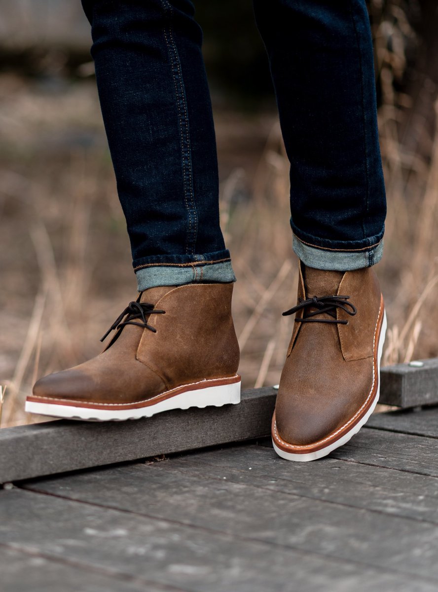 chukka boots thursday