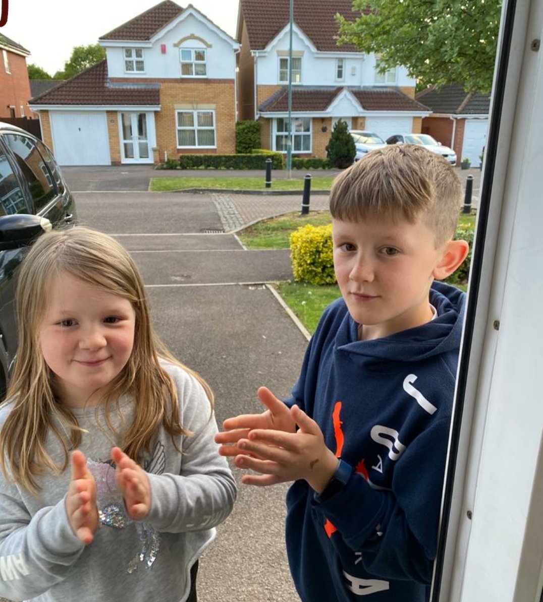 Simongill's tweet photo. Noah and Hollie supporting !! @BlackhorsePri #ClapForTheNHS #NHSheroes #clapforourkeyworkers https://t.co/M5TXd61h9V