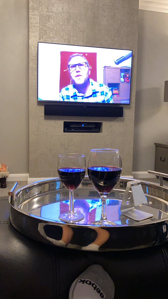 Set up ready for the #jaysvirtualpubquiz Determined to break 40 tonight! <a href="/amy_oram/">Amy Oram</a> #lockdownfun