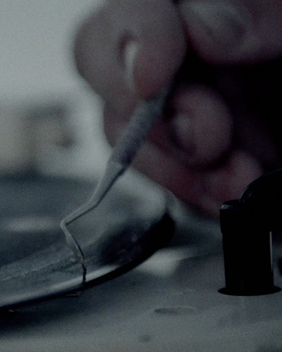 Museo_MAXXI's tweet photo. #ARTE: Il terzo film di #ArteinPrimeTime per "After Us" è l'opera 2'59'' (2014) di @MASBEDO. Un trapano da dentista raschia le scanalature di un disco in vinile, che riproduce Imagine di John Lennon. Buona visione sul nostro canale YouTube. >> https://t.co/G3DQv0ZRVe https://t.co/FkXcWgMFrG