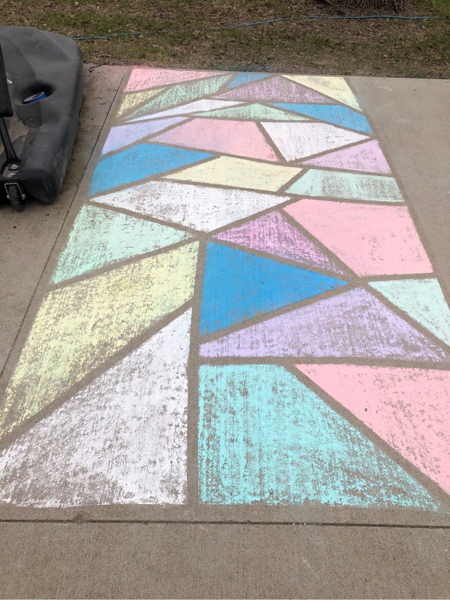 corbinclass's tweet photo. Chalk your walk by Teagan and her sisters!! #trailblazeon https://t.co/EHyhAQqtZX
