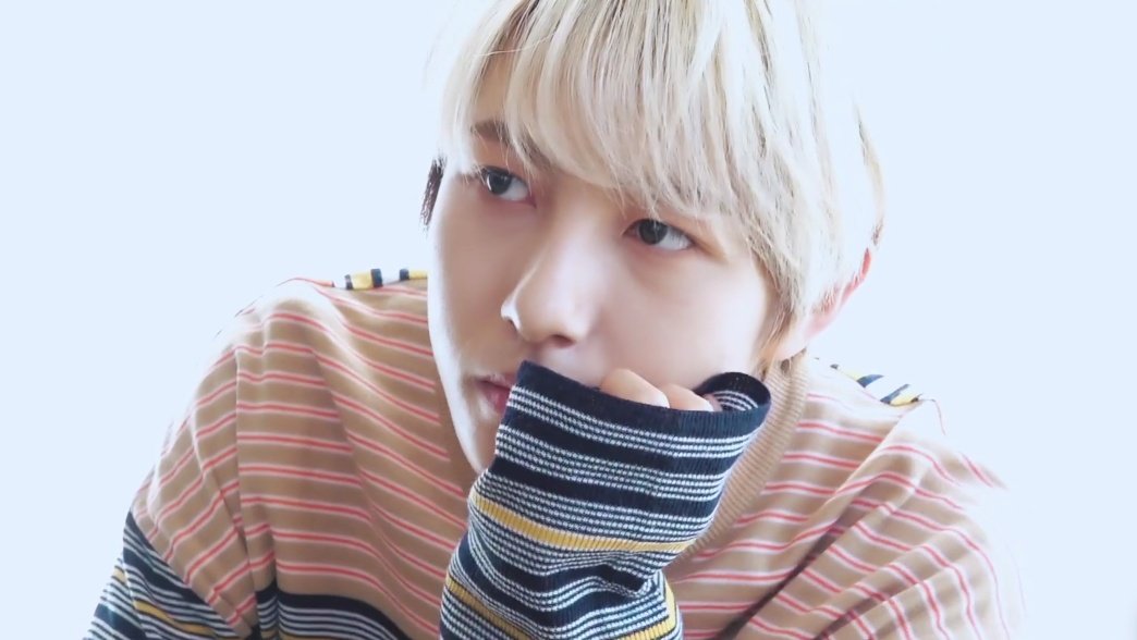 shrimpxuxi's tweet photo. #renjunpretty https://t.co/cKQhLRJPrD