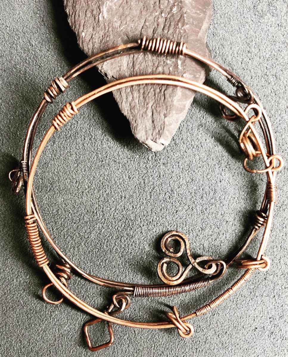 norusjewellery's tweet photo. @HandmadeHour #handmade #copperbracelets https://t.co/hFhT7YRaVZ