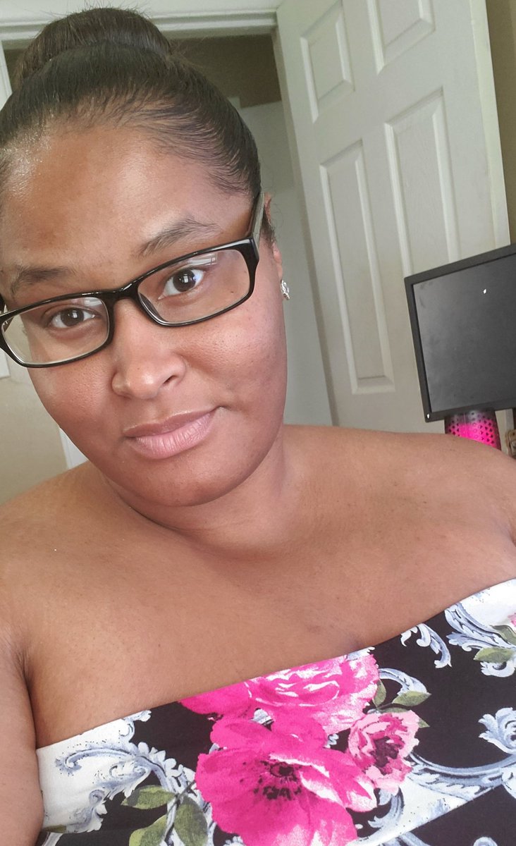 _YoursTruly89's tweet image. It is Thursday ...😏🦋

#30plustwitter
#goodmorning
#bigfine
#bigfineappreciation