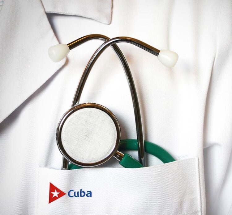 ale_rusconi's tweet photo. #CubaSalvaVidas #CubaPorLaSalud #SiAlosMedicosCubanos que vienen a ayudarnos en la lucha contra el #COVID19 https://t.co/swLUpUr5yi