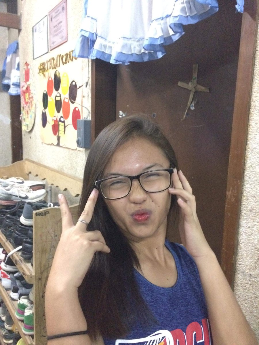 Novyluna1's tweet photo. I realized that i don't need to be beautiful just to get someone's heart,i just need to be me. https://t.co/qEQSWBO99O