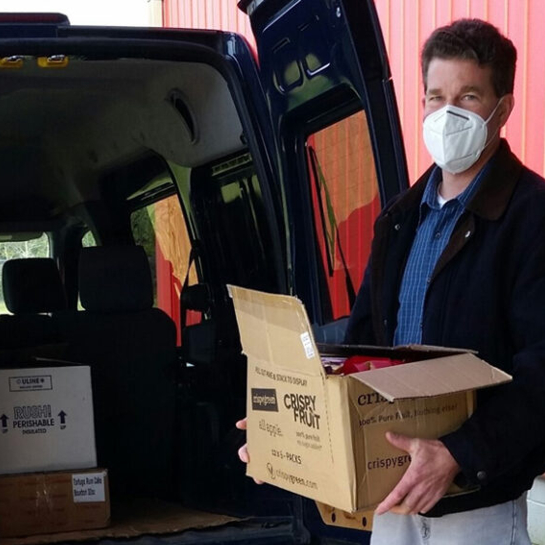 SCNJFCHS's tweet photo. Thousands of specialty food products are being donated to feed residents in the Bridgeton, NJ area! 😃

Read more:
https://t.co/nclgbjVVdD

-
#fchs #living #engaging #health #lifestyle #healthyliving #choices #food #rutgers #cooking #community @Specialty_Food @RutgersFIC https://t.co/tN10qX9FeT