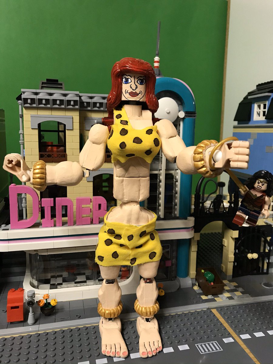 Dandy Bigness no Twitter: "She's she's thicc and she's #WonderWoman is no match for #Giganta #SizeTwitter #GiantWoman #SizeArt https://t.co/bKHylyUO2V" / Twitter