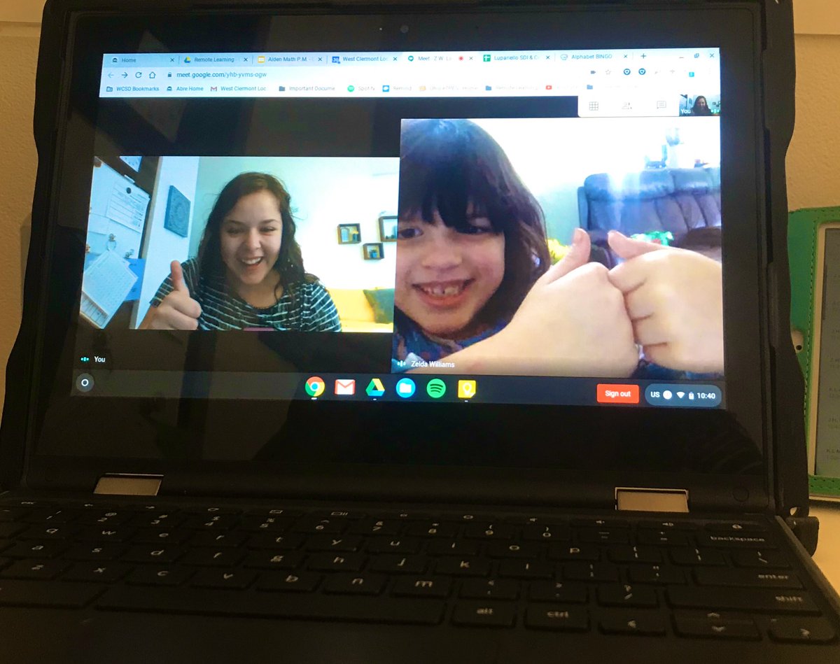 MissLupariello's tweet image. We end every session with a big smile and 2 thumbs up 👍🏼👍🏼 How do you end your remote learning sessions? I am SO proud of this S’s hard work! @SummersideElem @WestCler @mmcdavidson #WcLearns #WcCares #WcConnects