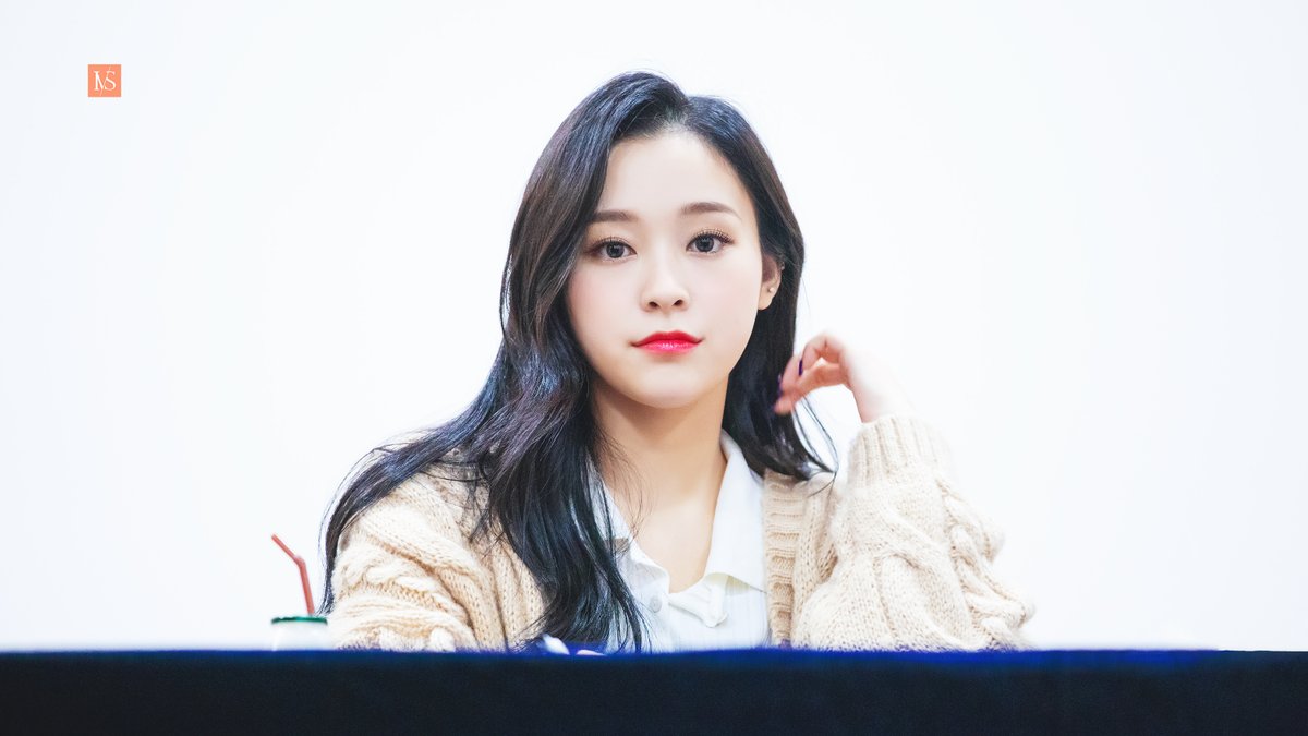 S_invincible's tweet photo. 191013 드림캐쳐 가현 수원

5월이네

#드림캐쳐 #DREAMCATCHER 
#가현 #GAHYEON
@hf_dreamcatcher https://t.co/aQ5JolURIO
