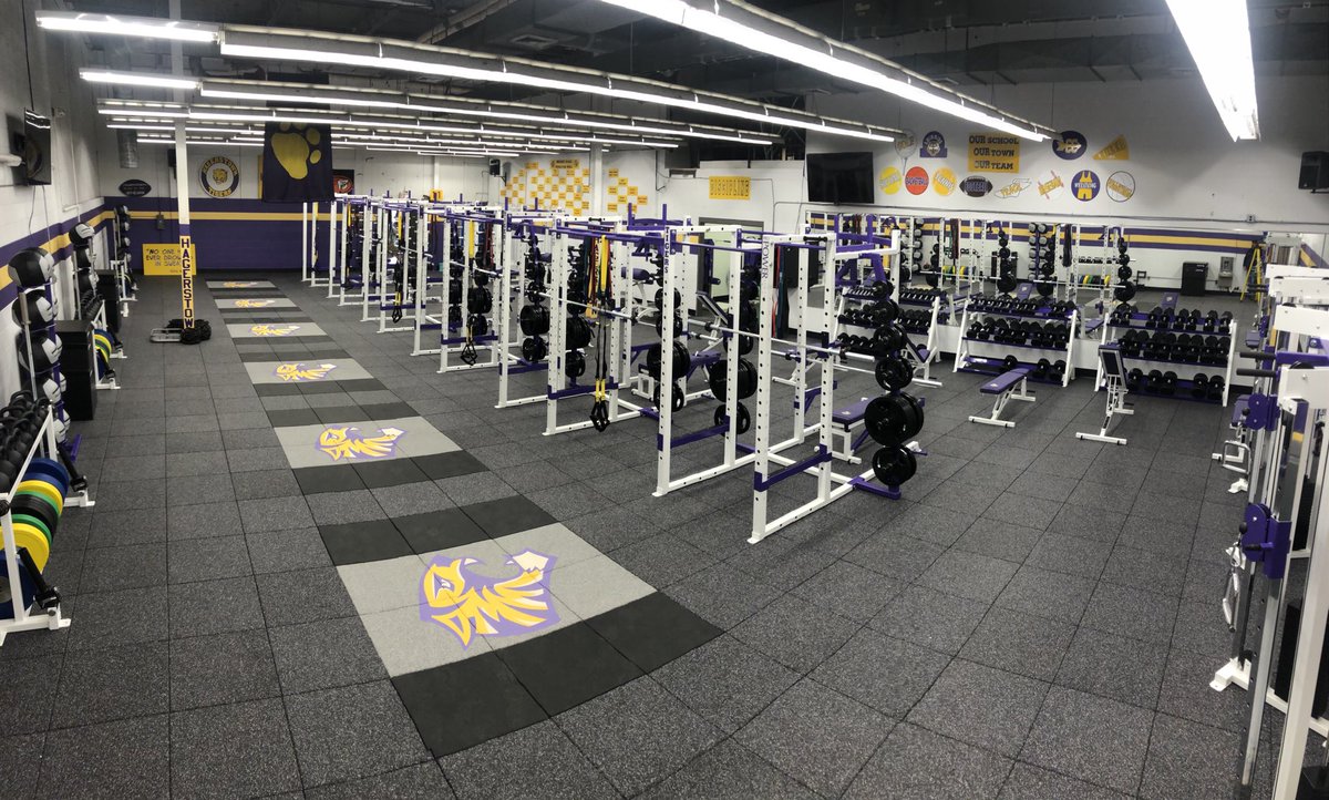 Shawn_Taylor54's tweet photo. ⁦@HTownAthletics⁩ ⁦@bestweightroom⁩  Hagerstown High School new Pro Power Weight  Room. AD/ Head Football Coach Scott Snodgrass and I have been talking and working on this project for many years. https://t.co/jBkE3PUm0F