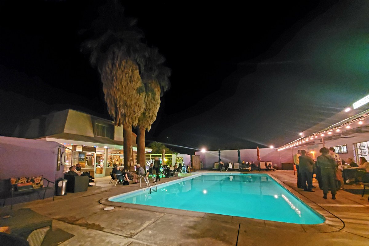 29 Palms Inn tweet media