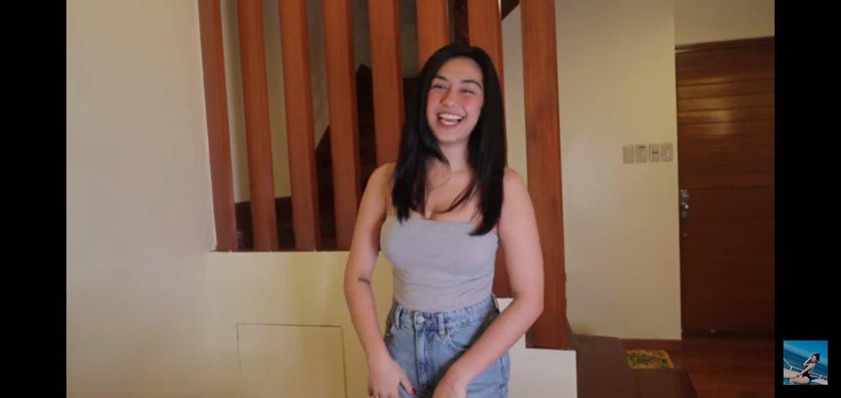 queenyjane_'s tweet image. a good person that who can do both na walang kaarte arte talaga!! hi zeeeeeei @ZeinabHarake11 wala ka talagang ginawang vlogs na di kme napapasaya e. hahaha nakakatuwa!! ❤️😍 #zebbies

youtu.be/NuKBPWJMe-g