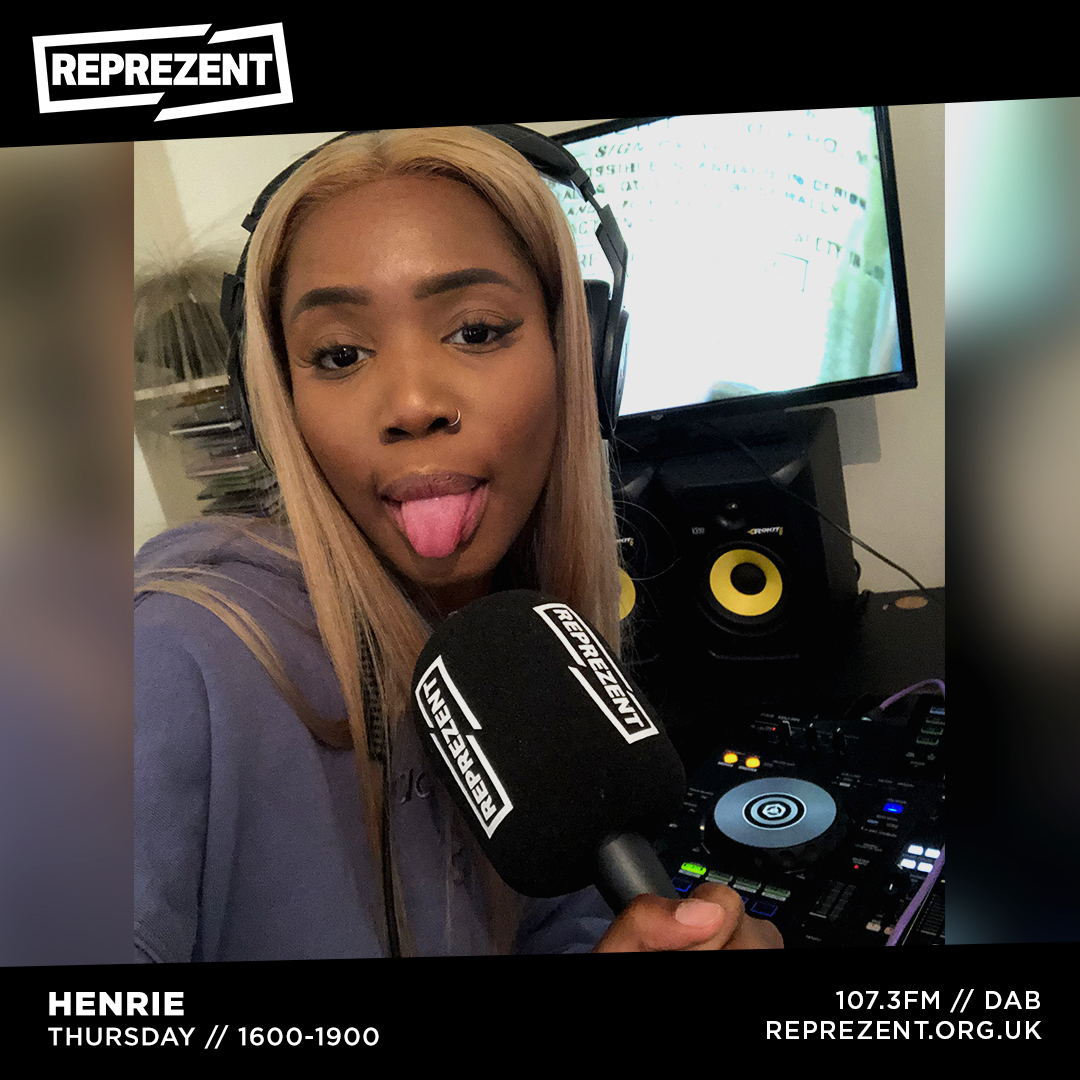 ReprezentRadio's tweet photo. 1600 - 1900

Queen of the South @HenrieVIII
LIVE for the next 3

+ Dancehall mix from the LeABros 🎶

+ also talking to @joycrookes who’s done an acoustic session

📻 107.3FM
📡 DAB
🌍 https://t.co/2wX5f6Frpw https://t.co/67q0hBQImb