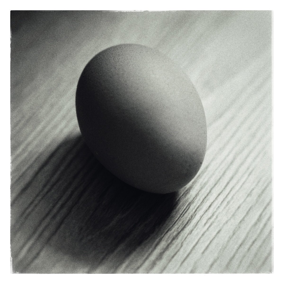 dangoodyart's tweet photo. My Sudek egg. (Little editing in snapseed) #snapseed #aop #PhotoAssignments @tedforbes #sudek #blackandwhitephotography https://t.co/R5apHu29Lb