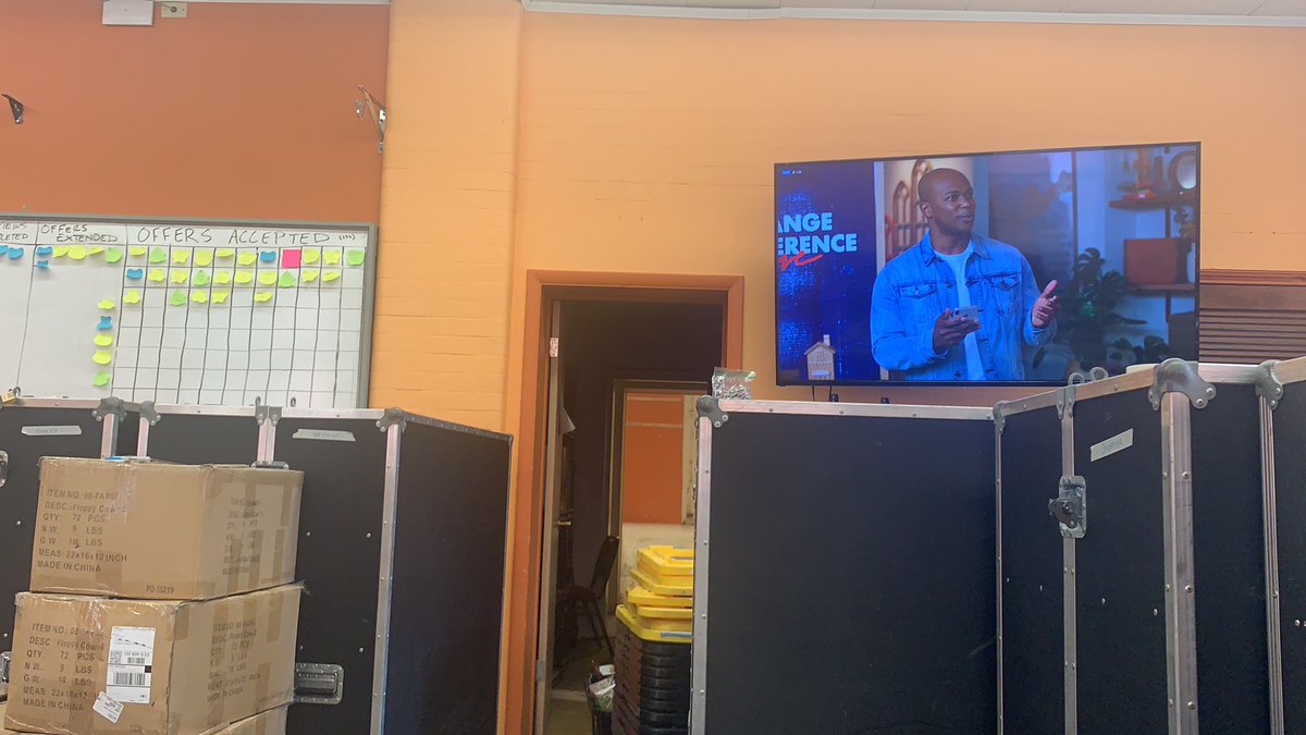 saboc31's tweet photo. @kayteepea_ + I are prepping for summer camp @eaglelakecamps! Taking a quick break to attend the Orange Conference #oc20 https://t.co/bFdSSsqOqH