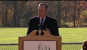 firstteemiami's tweet image. When @thefirsttee was born! ❤️⛳️ #tbt @BushFdn #firstteemiami #ninecorevalues #ninehealthyhabits