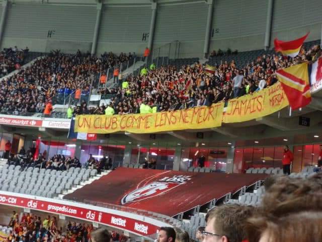 JulienDecayeux7's tweet photo. Les larmes de joies après les larmes de tristesse lors de la 90+6 et de la défaite a Dijon.. La roue a enfin tournée dans le bon sens. Le RACING EST DE RETOUR !!!! ❤💛😭 #rclens @RCLens https://t.co/jluNyiSaSd
