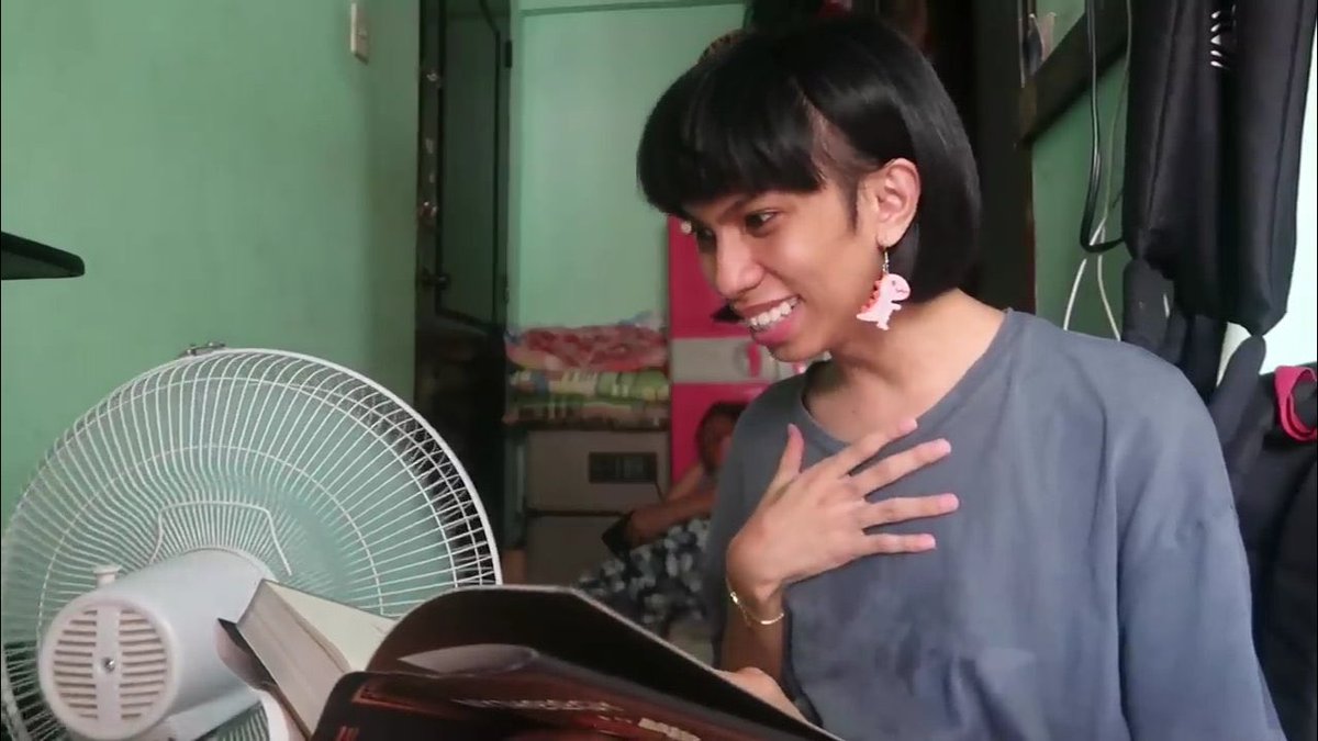iampaulgallardo's tweet photo. reading awra and feng threads
me: https://t.co/aVzVEXehka