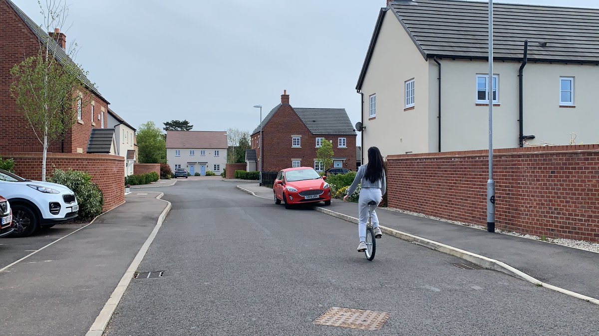 Check out our student - Erica's Sharing: “Time flies, see you when the rainbow arrives” on our Facebook page - facebook.com/knewstepedu/po… where she shares her thoughts on studying at home during this epidemic period in the UK 📚
#StudentSharing #COVID19 #StudyingAbroad