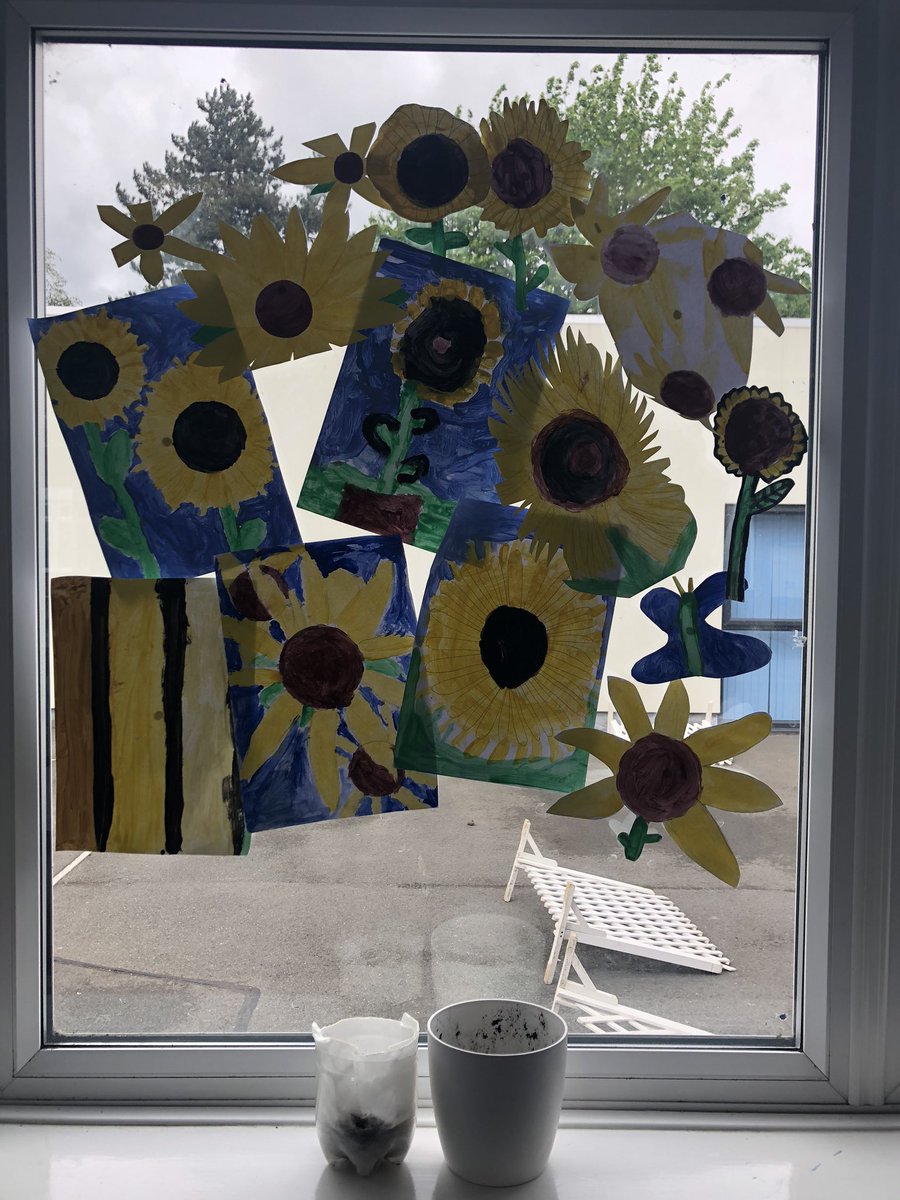 The children in school have planted some sunflowers and are excited to water them each day and see them grow. 🌻 They also painted a sunflower each to brighten up the classroom 🌻