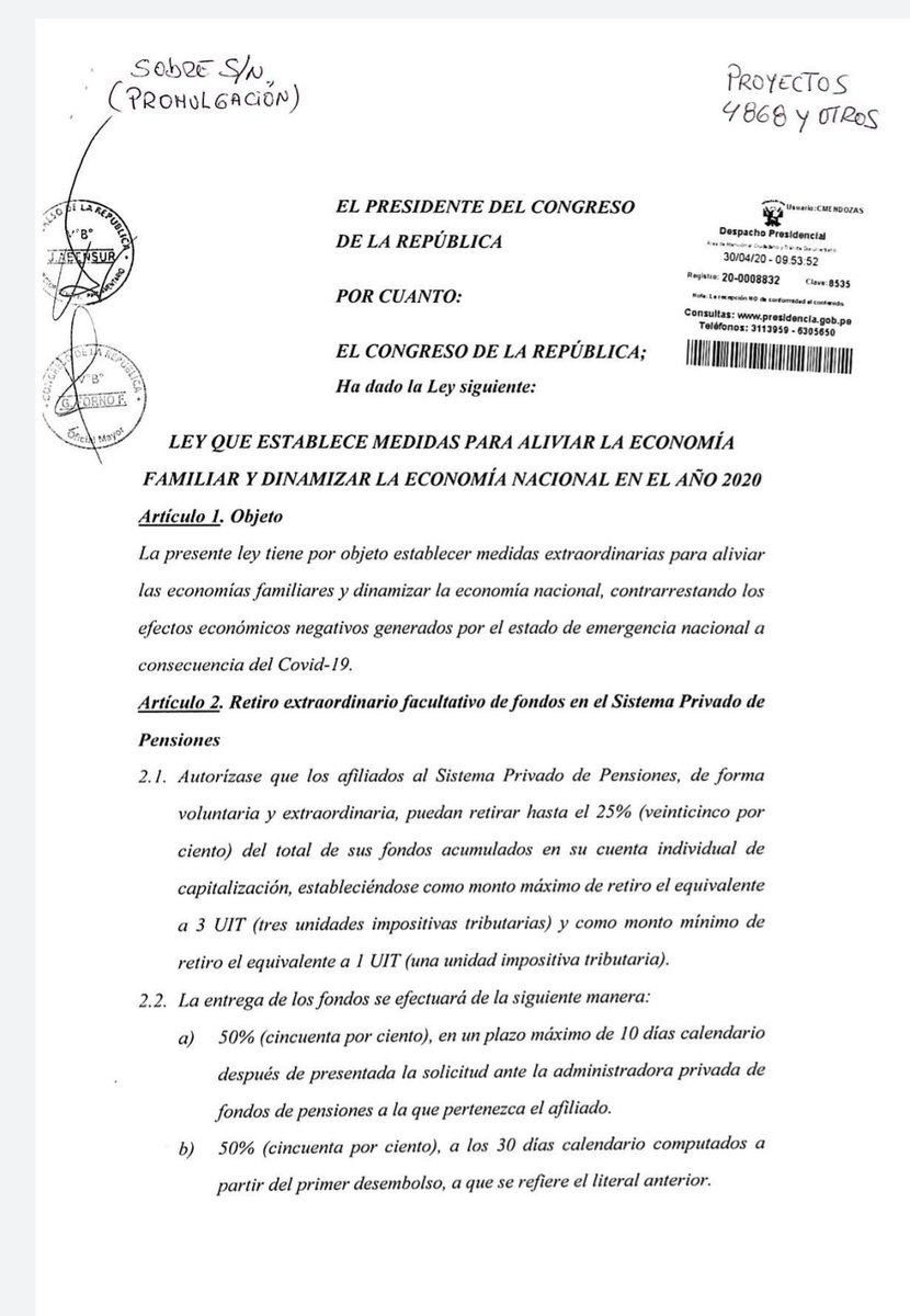 congresoperu's tweet photo. [LO ÚLTIMO] Autógrafa de la ley que permite el retiro del 25 % de los fondos de las #AFP fue recibida en mesa de partes de Palacio de Gobierno. https://t.co/l3PUMfTbyv