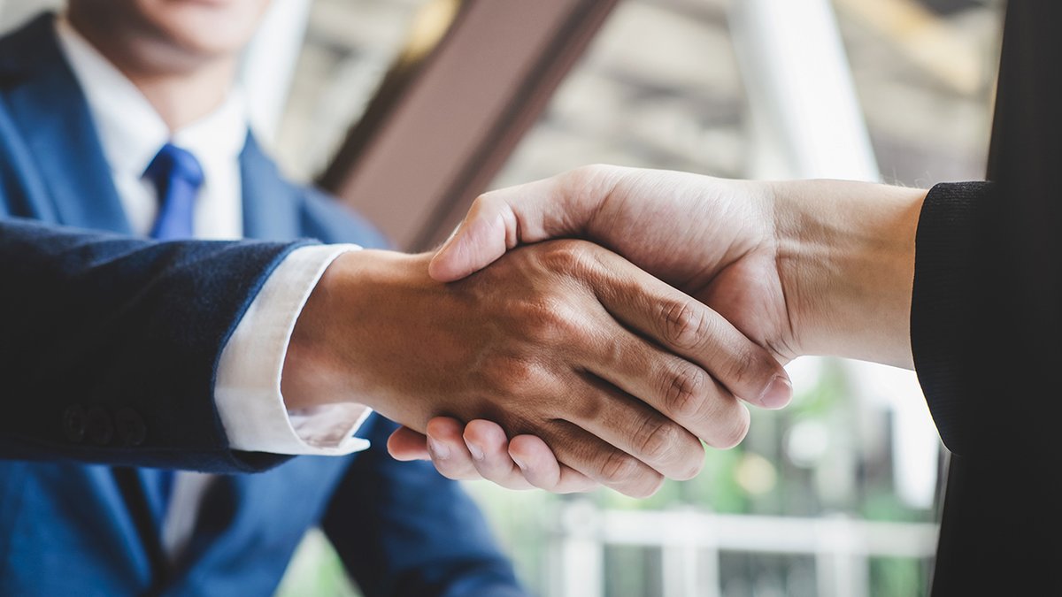 comeos_nl's tweet photo. ๐ฃVandaag hebben de sociale gesprekspartners van de #handel een gemeenschappelijke verklaring ondertekend die de voorwaarden vastlegt voor een veilige #heropstart van de niet-voedingswinkels op 11 mei. #PhoenixPlan
https://t.co/v1ZTKUxitu #comeos https://t.co/NwtcfarL2r