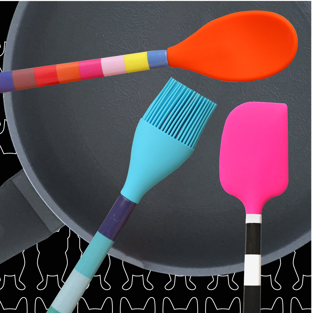 frenchbull's tweet photo. I don't cook but I love how my silicone utensils look on my stovetop over a skillet. Just think bonus, if you do cook! #livevivid #cookingutensil #cook https://t.co/fAQwLf7Dnd