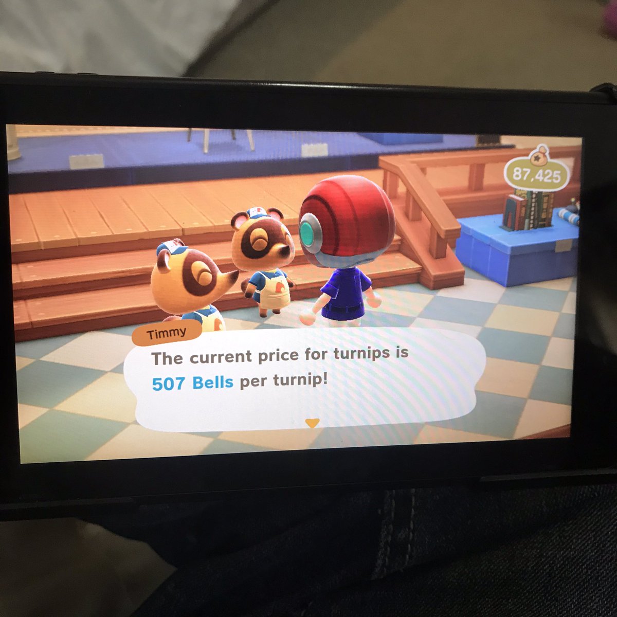 BellasGamerDad's tweet photo. Games are open. #NintendoSwitch #AnimalCrossing #AnimalCrossingNewHorizons #turnips https://t.co/caf3xzaoJS