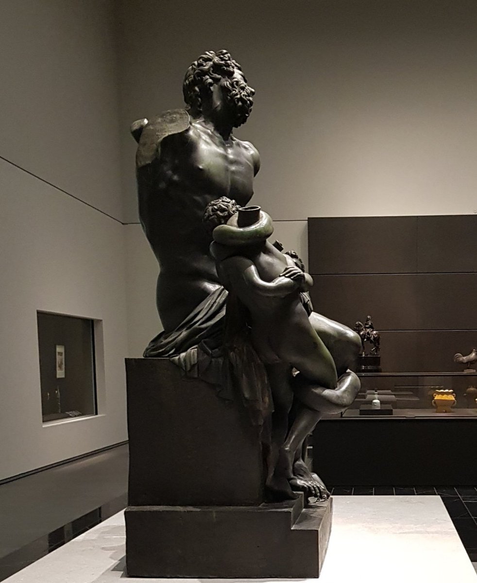 ludovic_pouille's tweet image. Francesco #Primaticcio, dit LE PRIMATICE, né à Bologne le 30 avril 1504, artiste génial de la Renaissance au service de François 1er, est l'auteur du superbe #Laocoon du château de #Fontainebleau, actuellement confiné avec ses fils au sein du #LouvreAbuDhabi.
#FranceUAE 🇫🇷🇦🇪