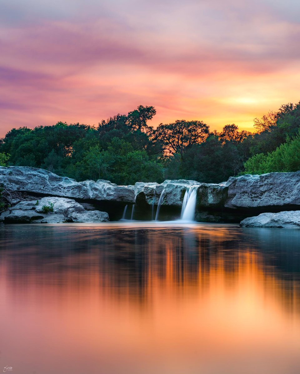 TravelTexas's tweet photo. RT to add McKinney Falls to your travel wish list.
📷 by: @erinnewmanmitchell
Please know we don't expect you to go out and #TexasToDo right now, but hopefully we'll all be able to #TexasToDoSoon. https://t.co/FspgQOXJfN