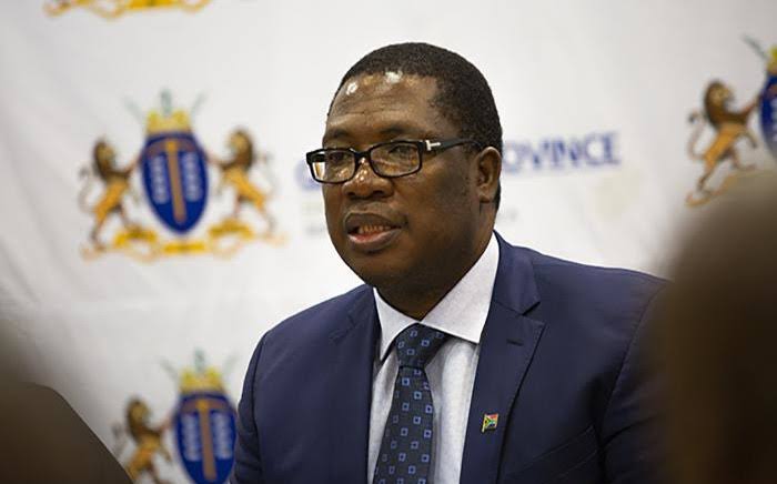 Retweet if you think @Lesufi could make the best Minister of education. #angiemotshekga #HigherEducation