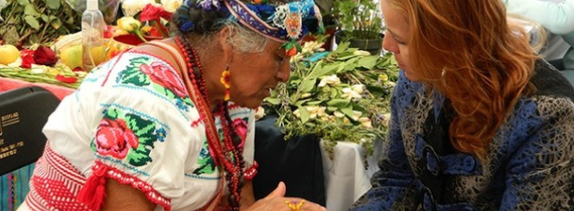NrsgMutualAid's tweet photo. Curanderos/as address embedded pain and trauma with pláticas - a heart to heart, spiritually connected talk uniting the spirits and healing intentions of healer and client. Clients hold ultimate responsibility in the process #Sederec and image https://t.co/1nF3rV0APb #NMA2020 3/6 https://t.co/kxMmKYXjQb