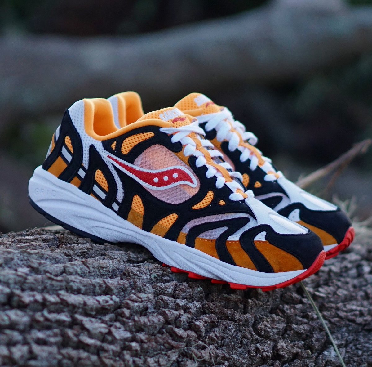 saucony tiger